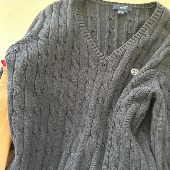 Chaps 100% Cotton cable knit V-neck sweater size Large. - Picture 7 of 8